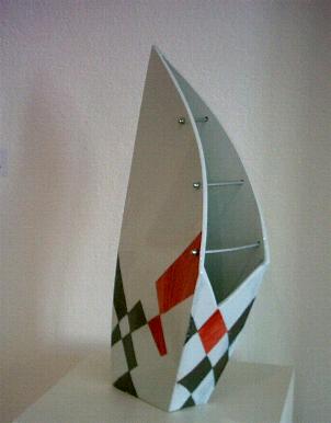 Vase mit Metallverschraubung